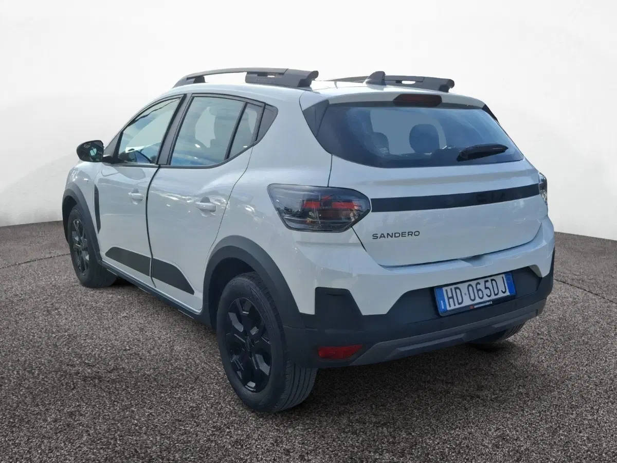 Dacia Sandero Stepway usata a Latina (4)