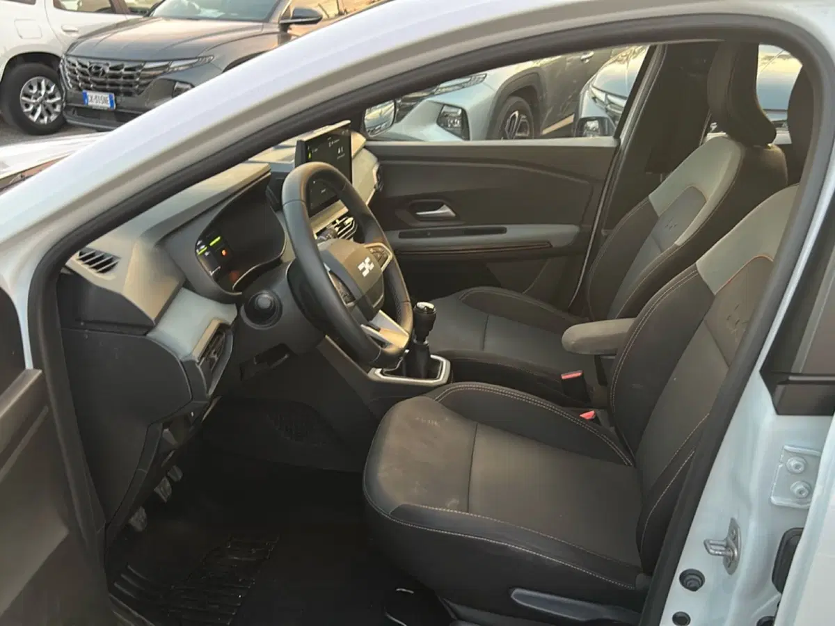 Dacia Sandero Stepway usata a Roma (13)
