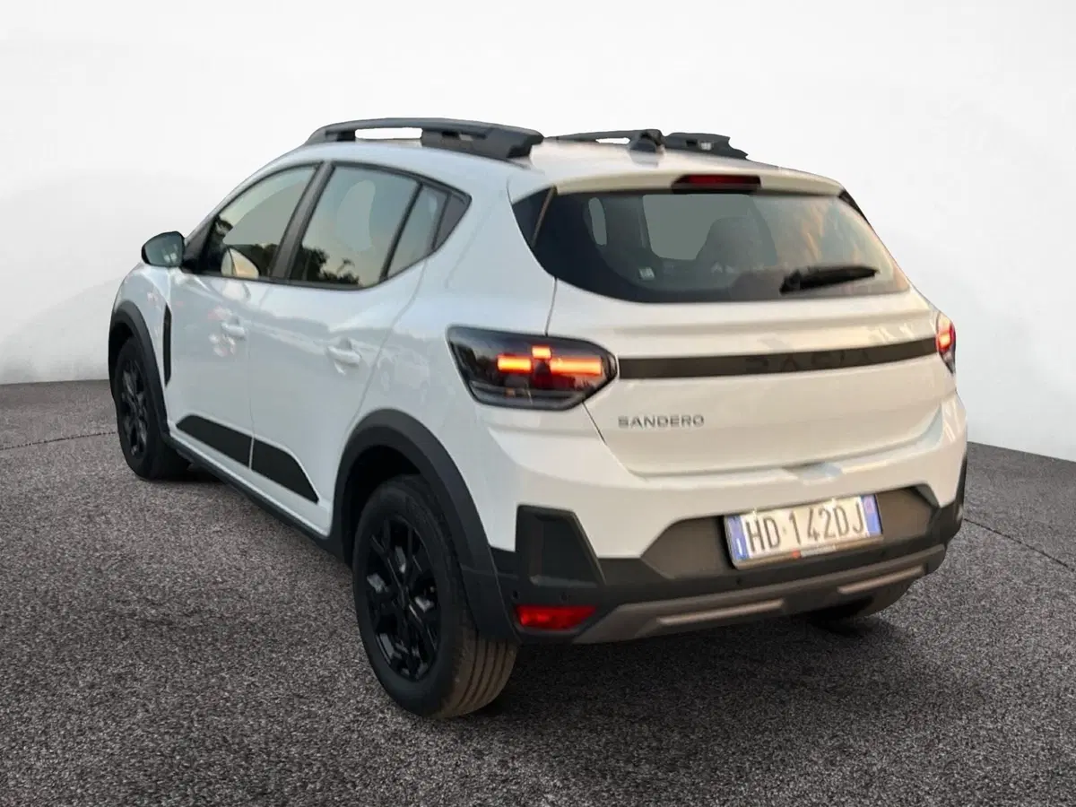 Dacia Sandero Stepway usata a Roma (4)