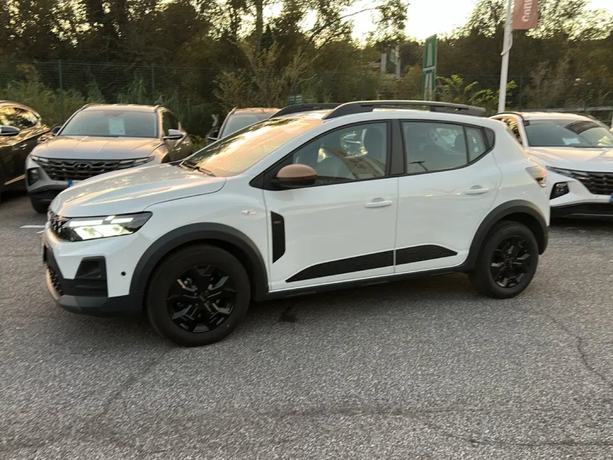 Dacia Sandero Stepway usata a Roma (8)