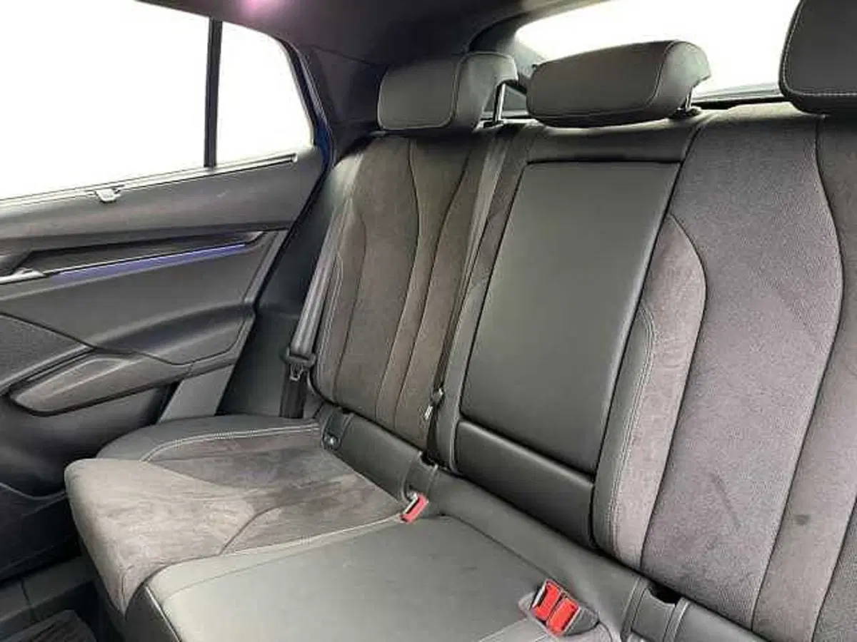 Skoda Enyaq Coupé usata a Ravenna (7)