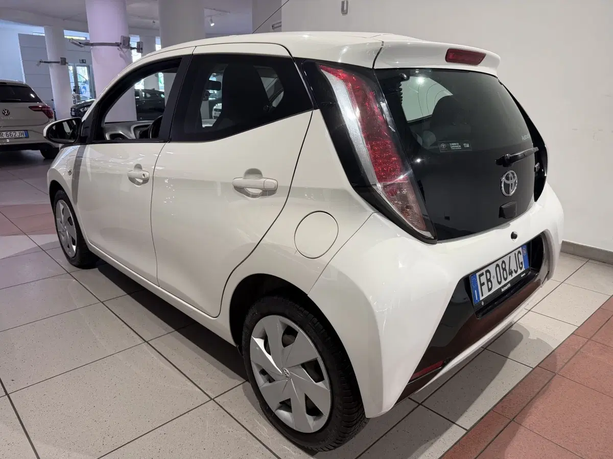 Toyota Aygo usata a Genova (3)