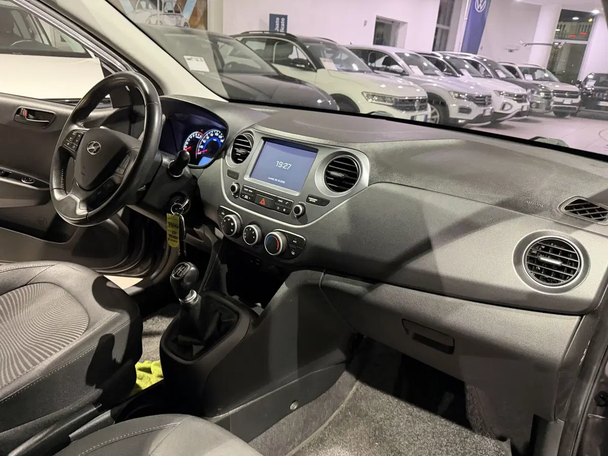 Hyundai i10 usata a Genova (10)