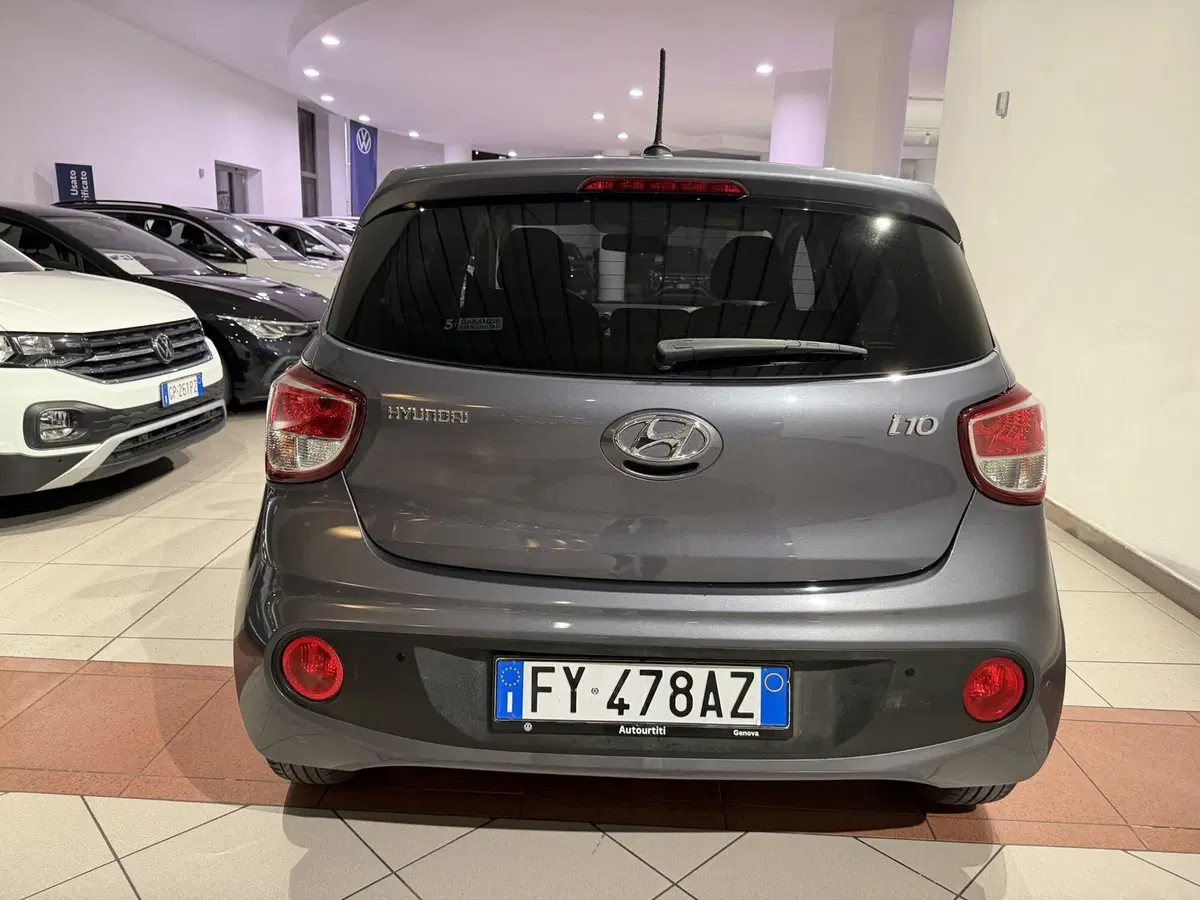 Hyundai i10 usata a Genova (4)