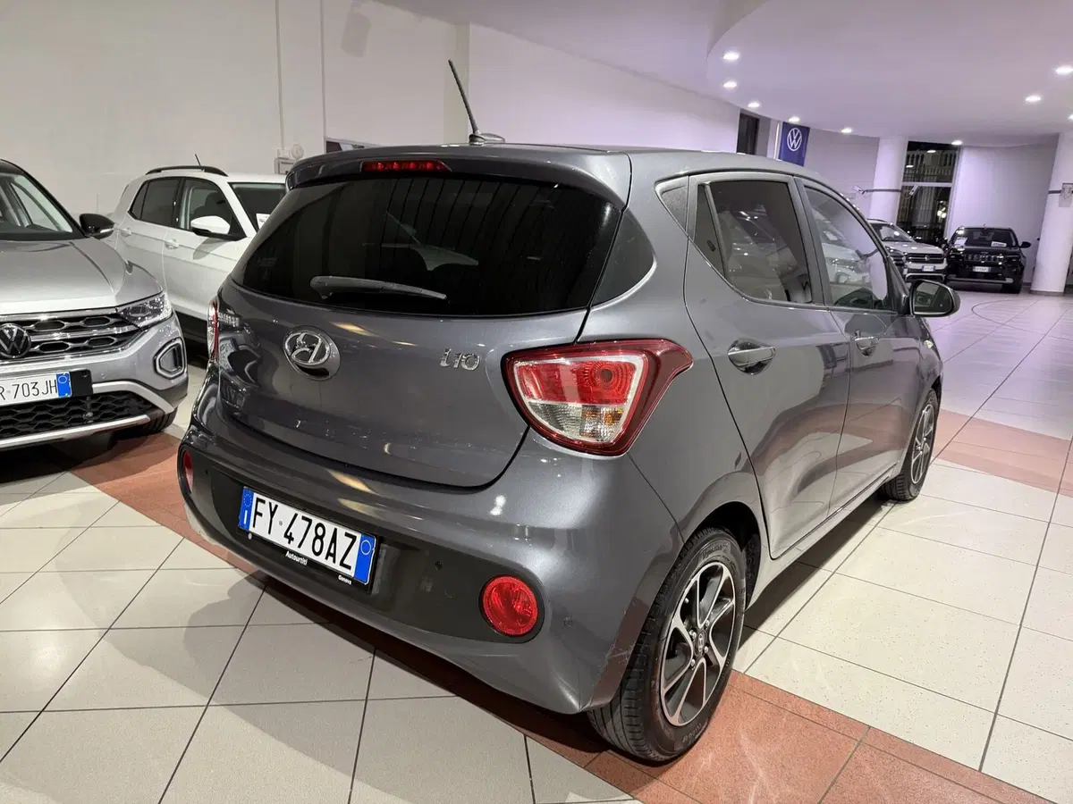 Hyundai i10 usata a Genova (5)
