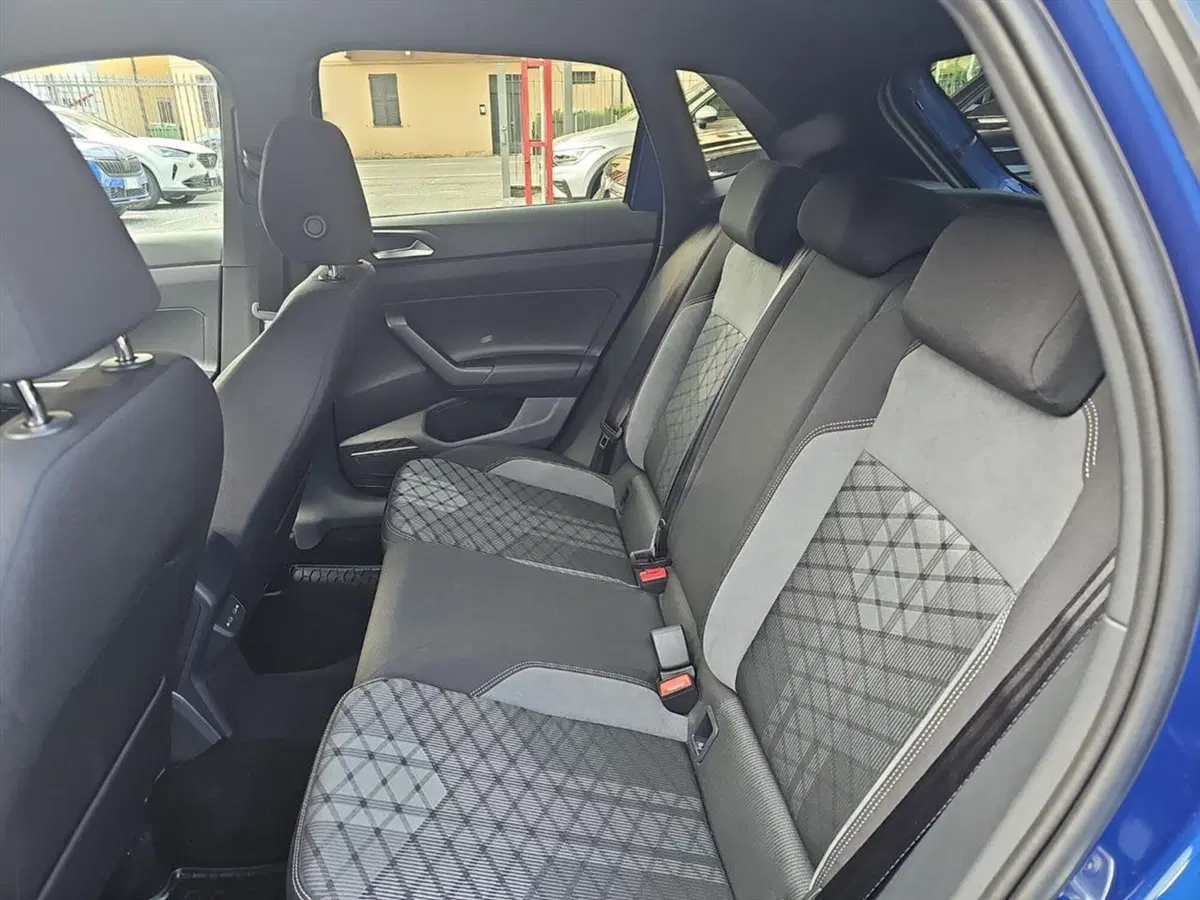 Volkswagen Polo usata a Lecco (13)