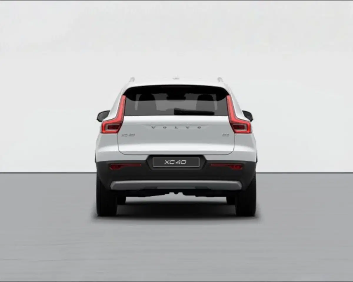 Volvo XC40 nuova a Treviso (6)