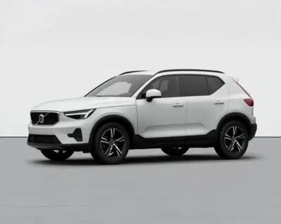 Volvo XC40 2.0 b3 Core auto nuova a Conegliano