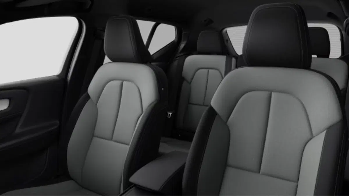 Volvo XC40 nuova a Treviso (11)