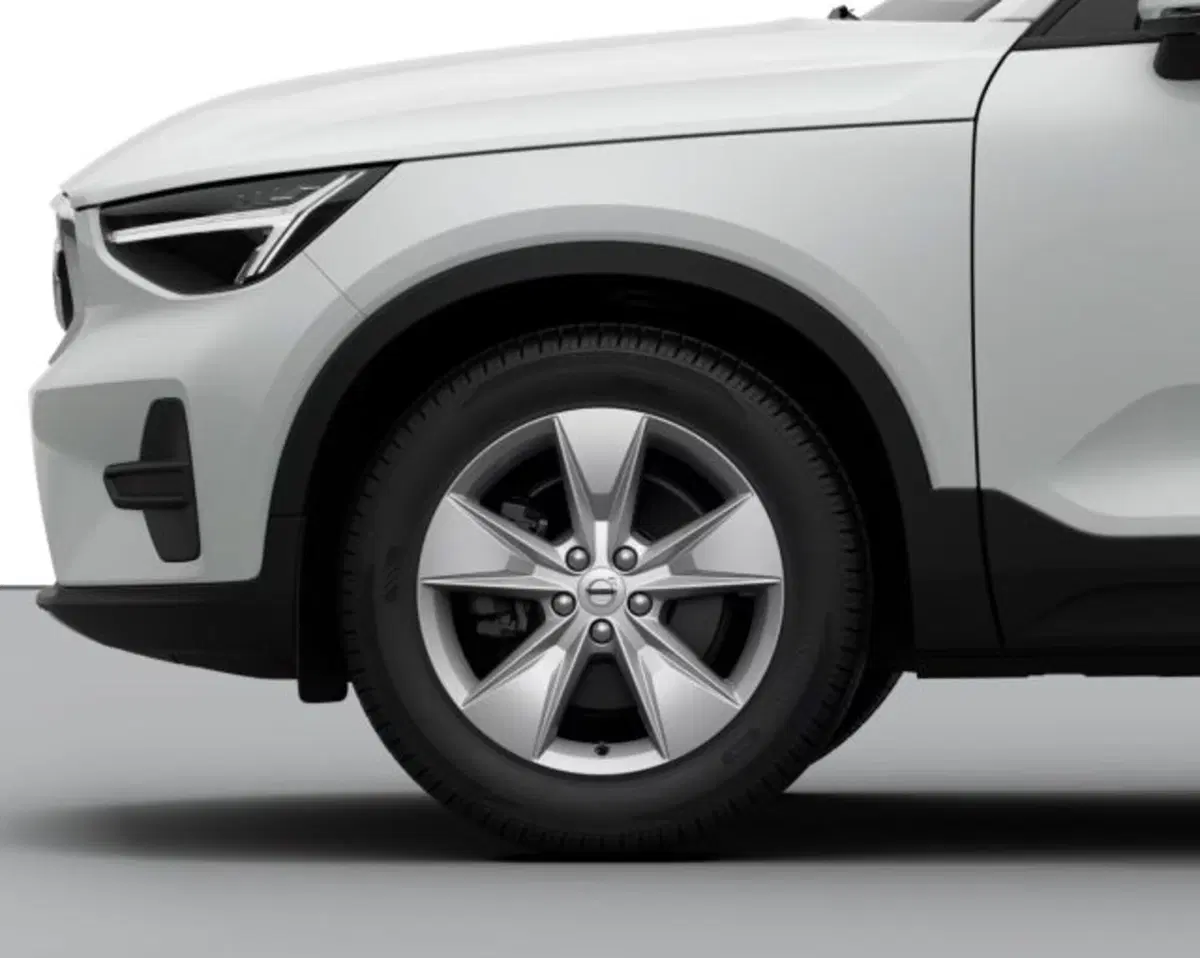 Volvo XC40 nuova a Treviso (8)