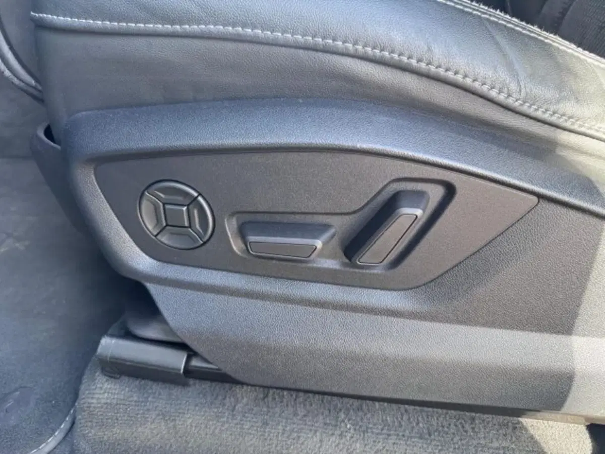 Audi Q8 usata a Treviso (11)