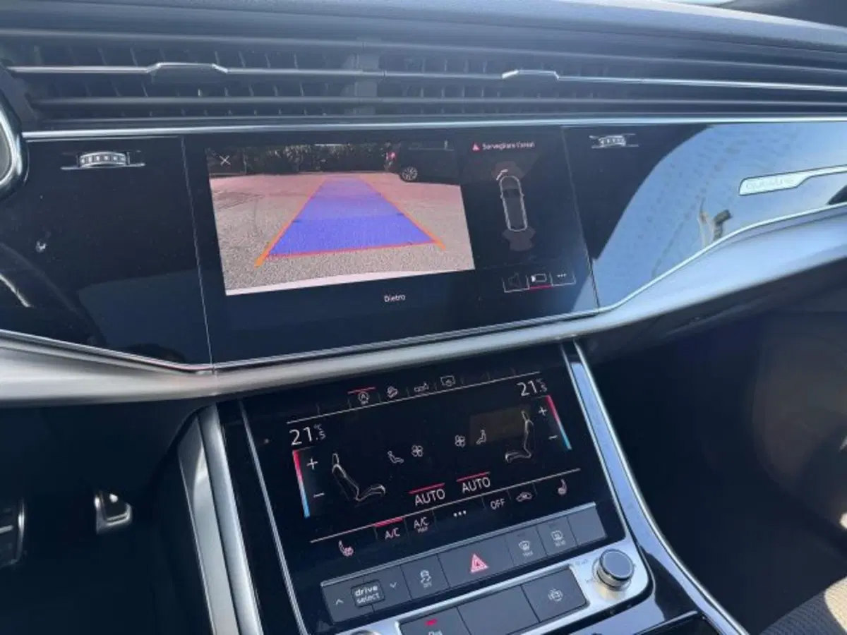 Audi Q8 usata a Treviso (8)