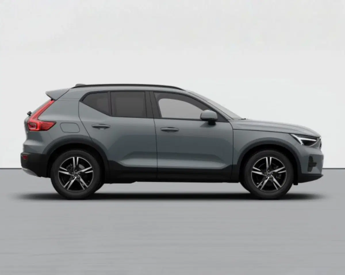 Volvo XC40 nuova a Treviso (4)