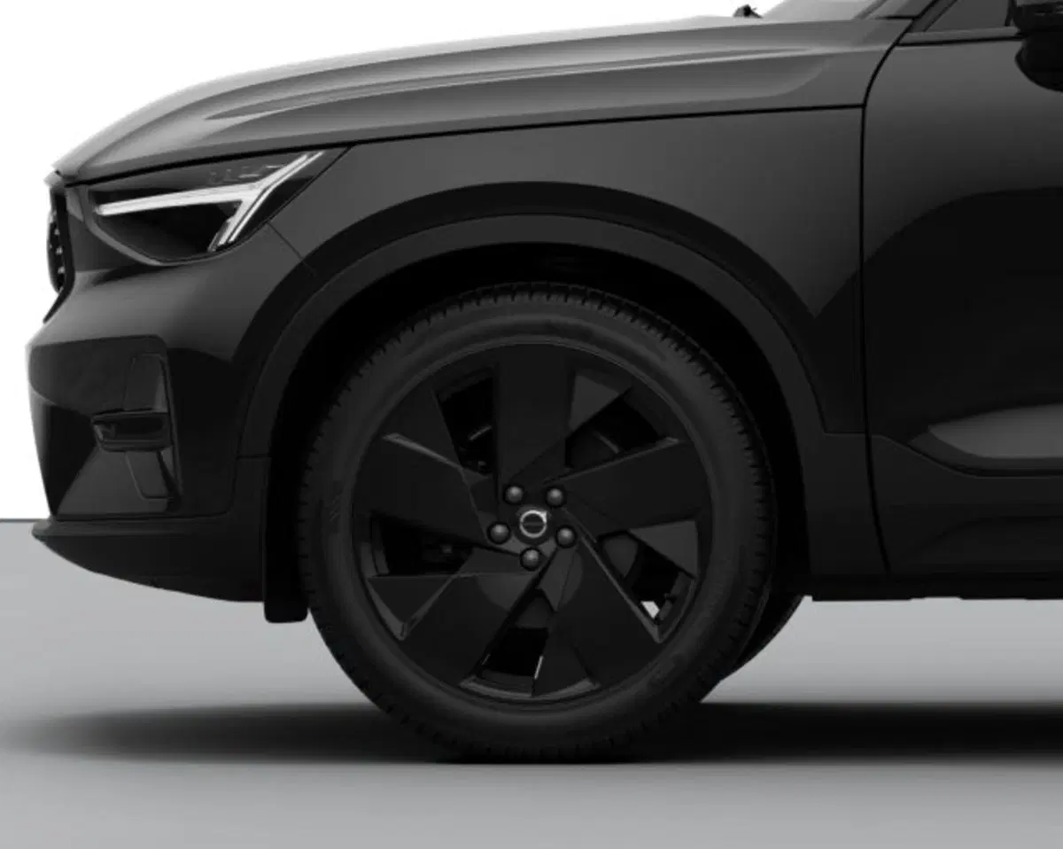 Volvo XC40 nuova a Treviso (8)