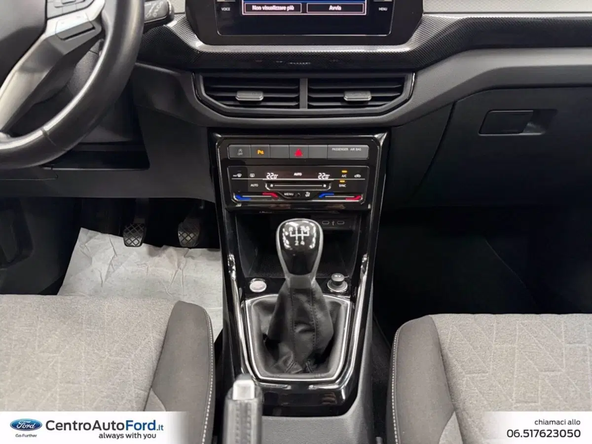 Volkswagen T-Cross usata a Roma (11)