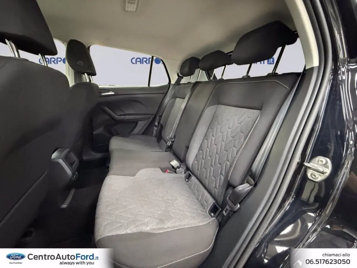 Volkswagen T-Cross usata a Roma (13)