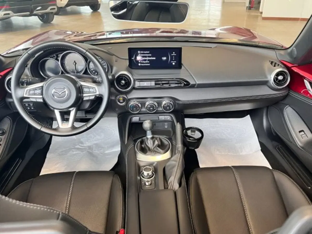 Mazda MX-5 usata a Cuneo (11)