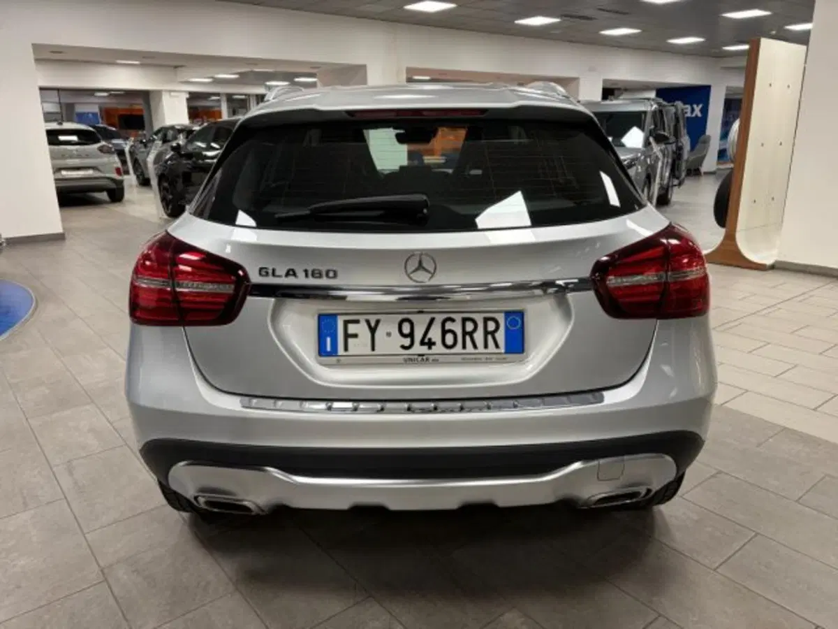 Mercedes-Benz GLA SUV usata a Cuneo (6)