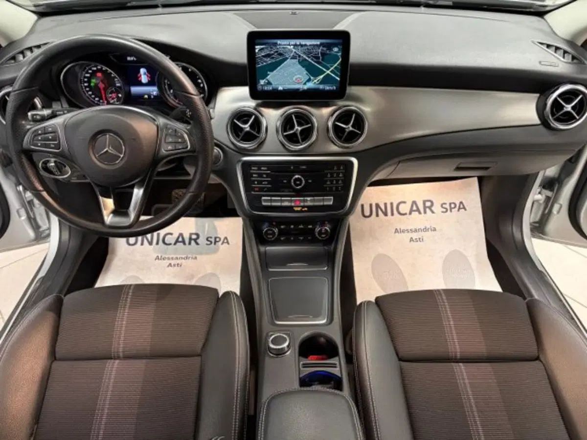 Mercedes-Benz GLA SUV usata a Cuneo (9)