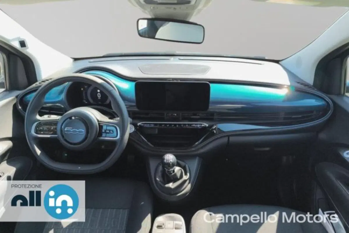 Fiat 500 nuova a Venezia (7)