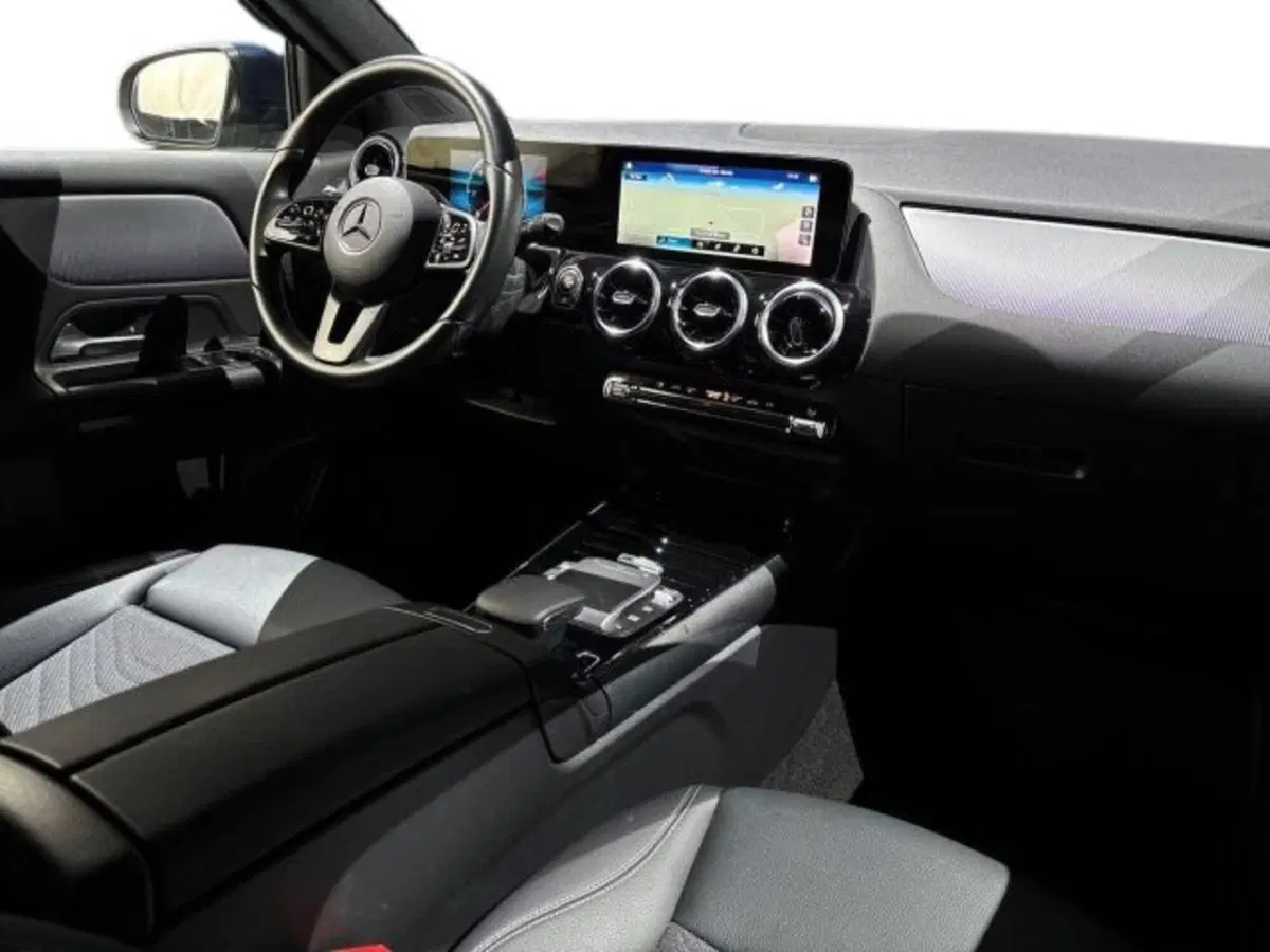 Mercedes-Benz GLA SUV usata a Bologna (15)