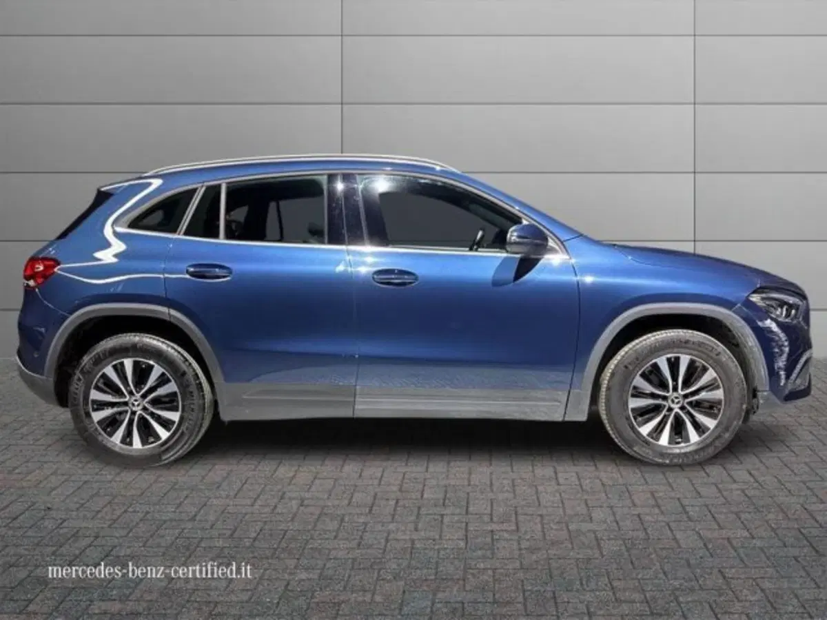 Mercedes-Benz GLA SUV usata a Bologna (5)