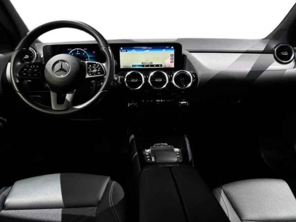 Mercedes-Benz GLA SUV usata a Bologna (9)