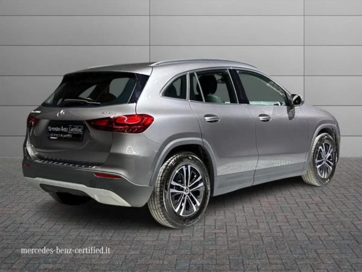 Mercedes-Benz GLA SUV usata a Bologna (2)