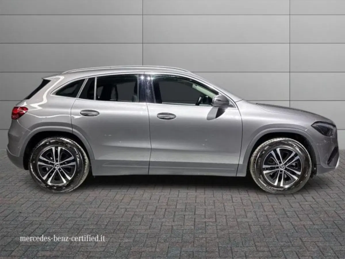 Mercedes-Benz GLA SUV usata a Bologna (5)