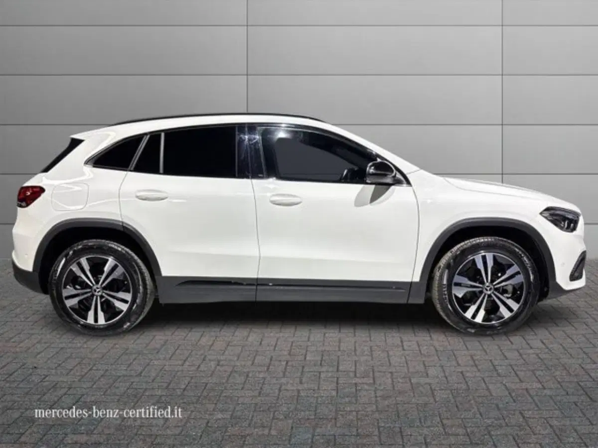 Mercedes-Benz GLA SUV usata a Bologna (5)