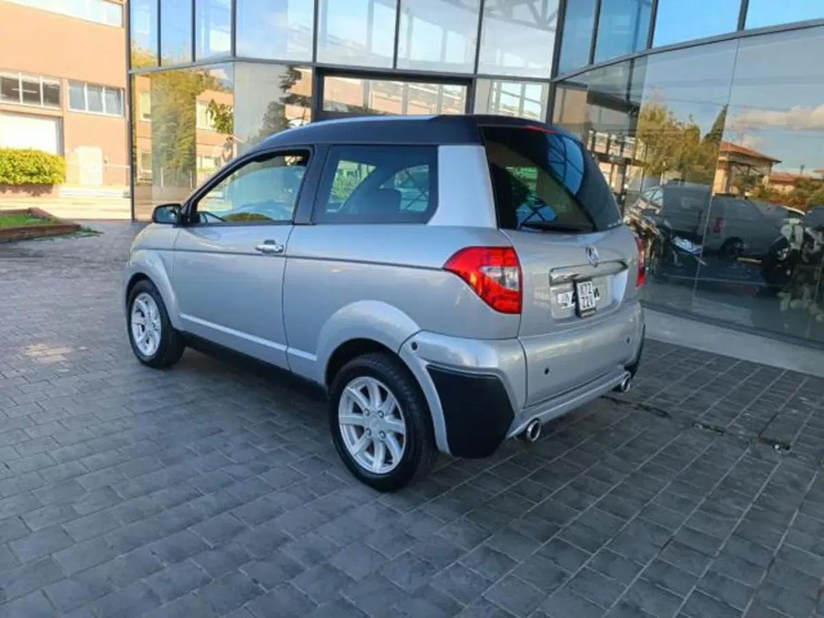 Aixam Crossover 400 usata a Pisa (10)