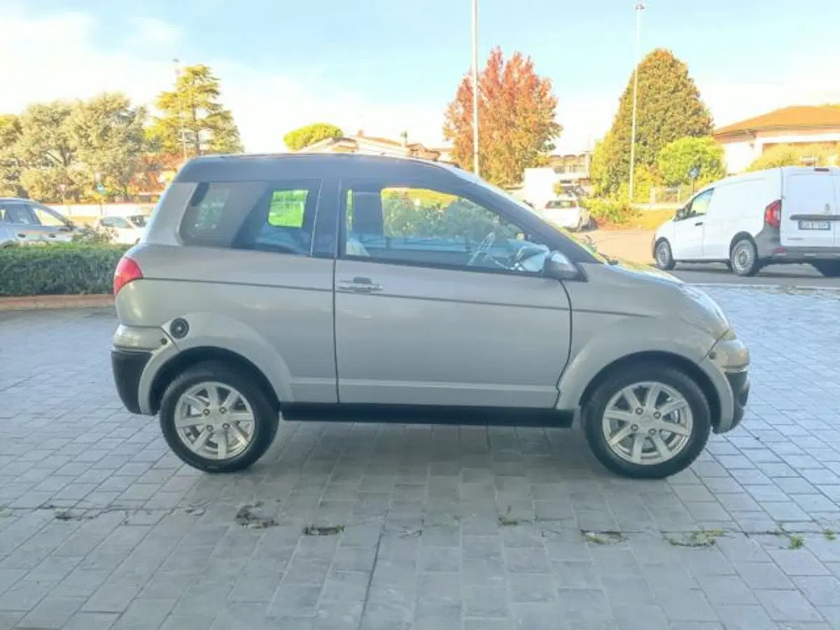 Aixam Crossover 400 usata a Pisa (6)