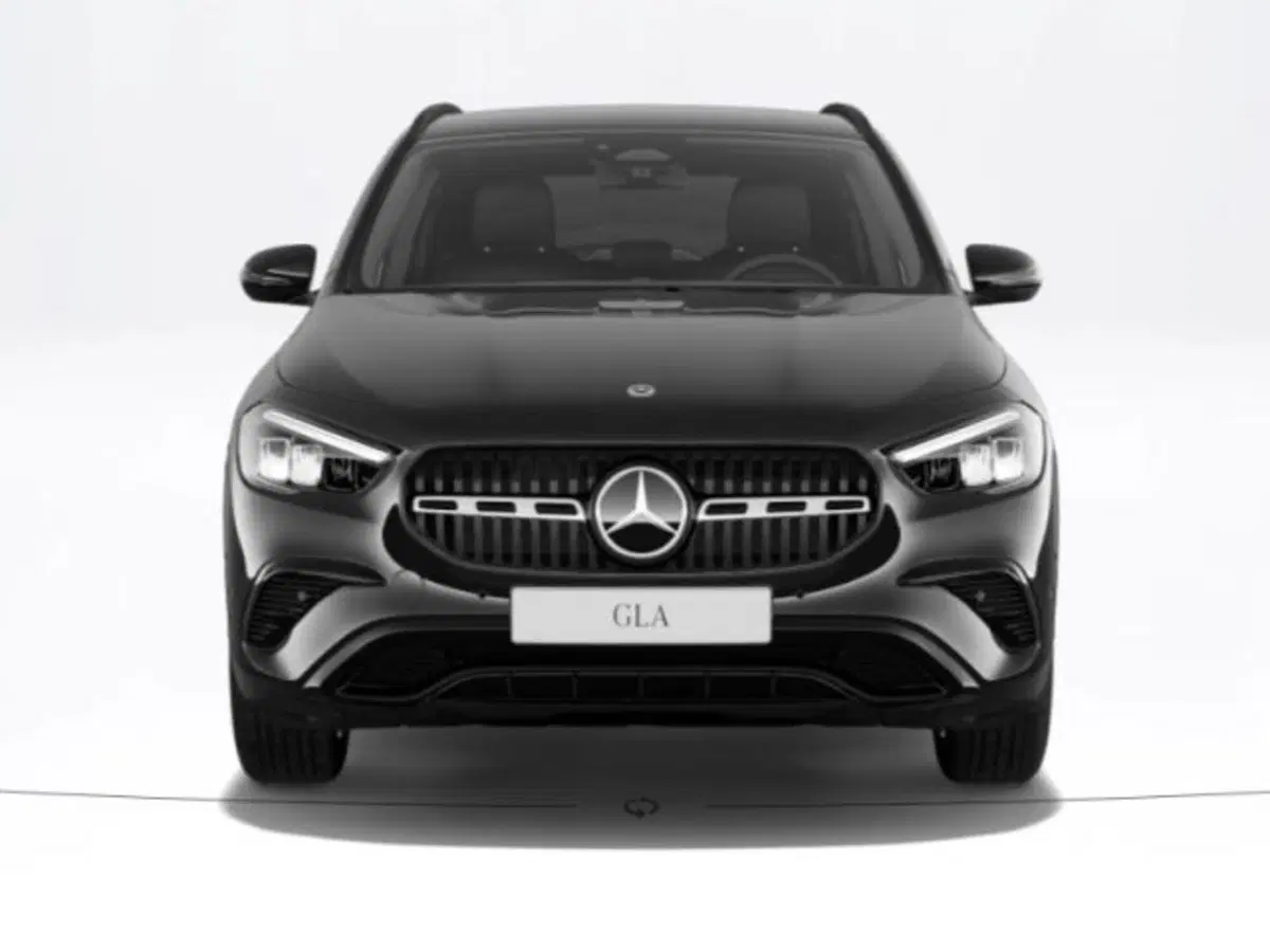 Mercedes-Benz GLA SUV nuova a Verona (3)