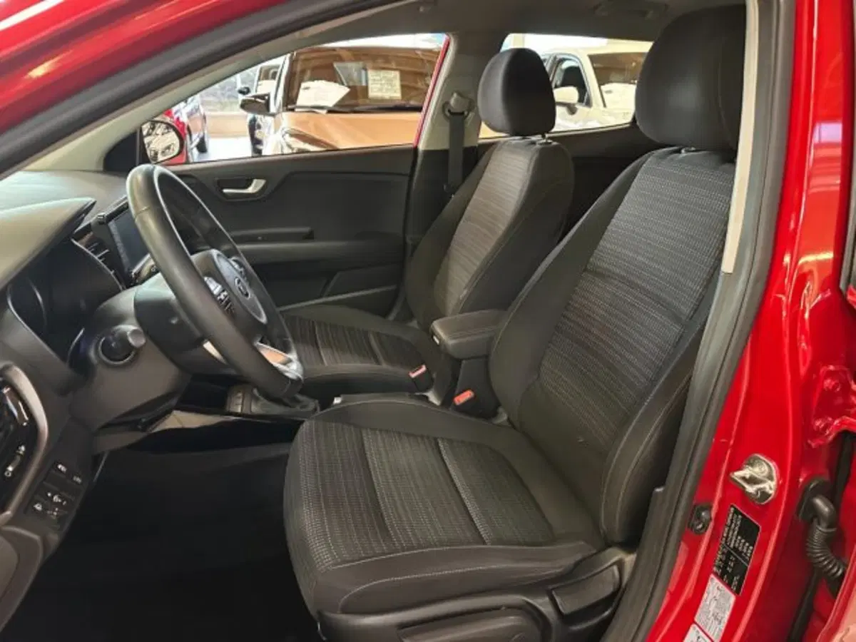 Kia Stonic usata a Vicenza (8)