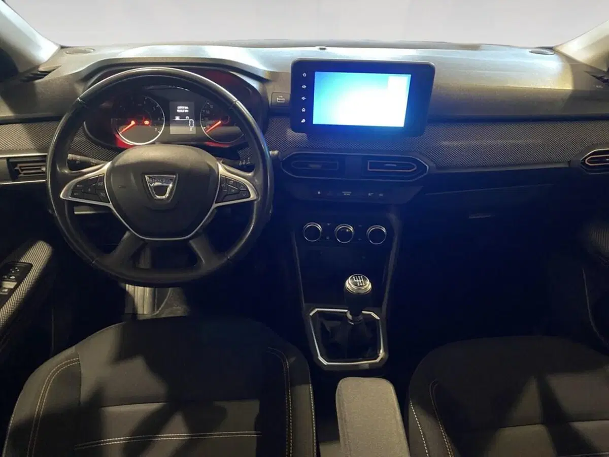 Dacia Sandero usata a Torino (6)