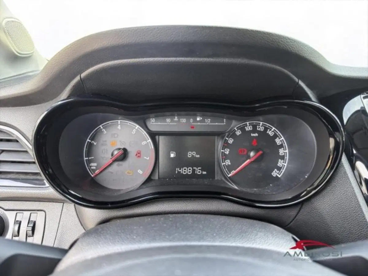 Opel Karl usata a Perugia (12)