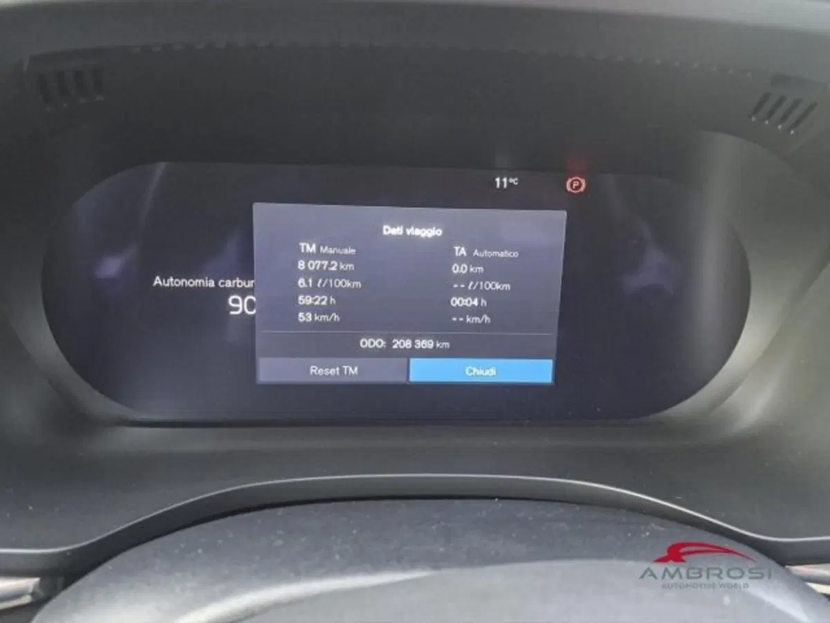 Volvo XC60 usata a Perugia (11)