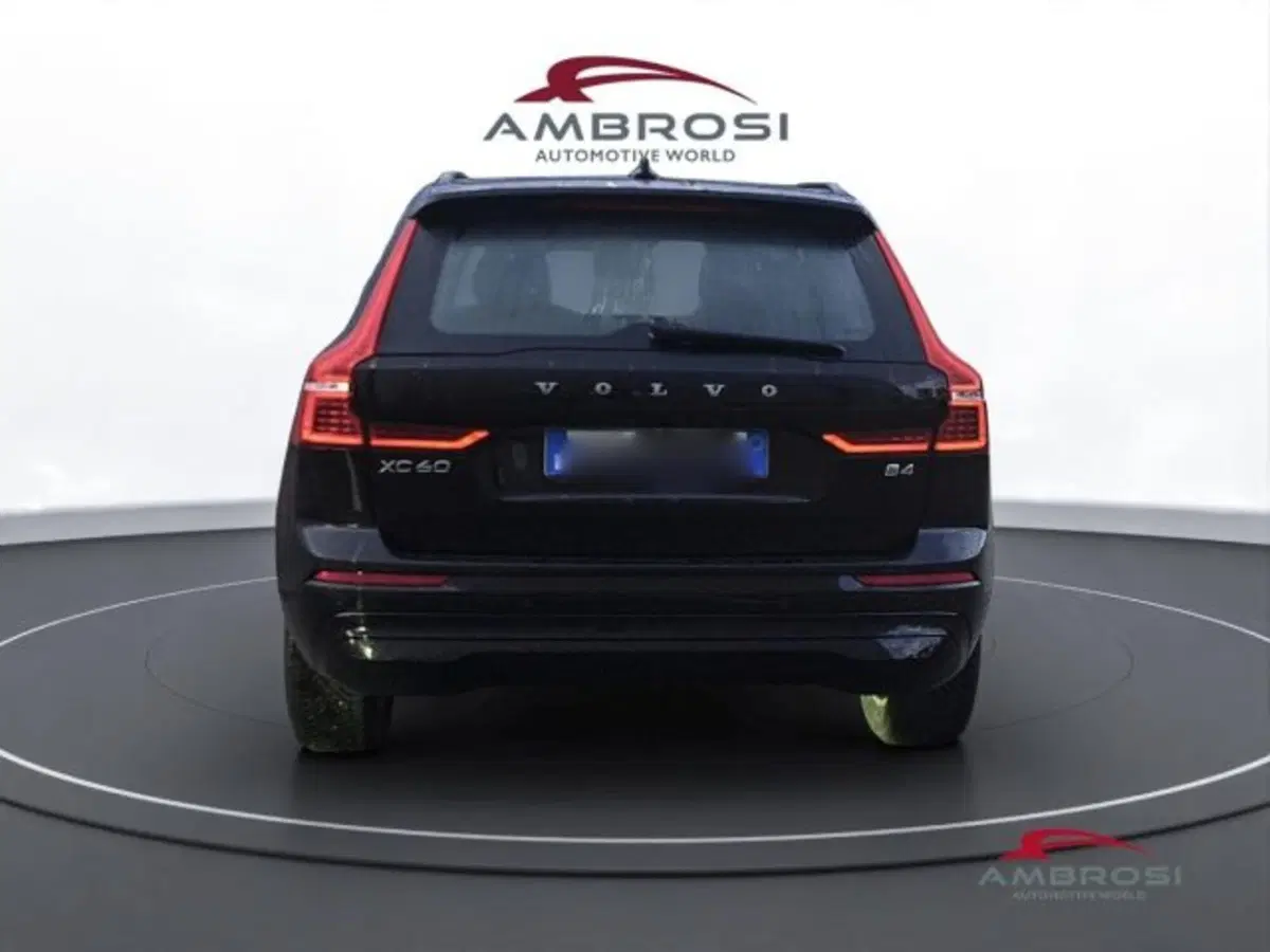 Volvo XC60 usata a Perugia (8)