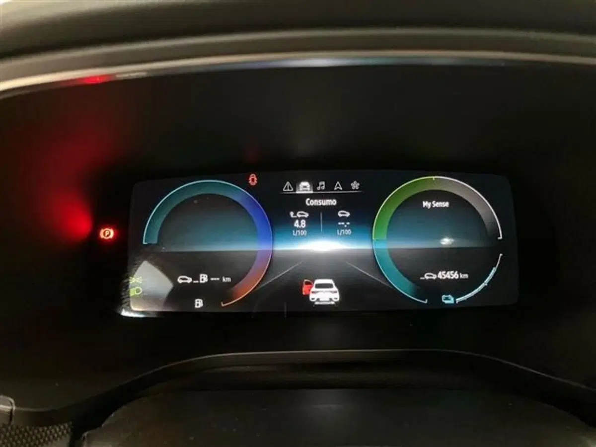 Renault Arkana usata a Como (15)
