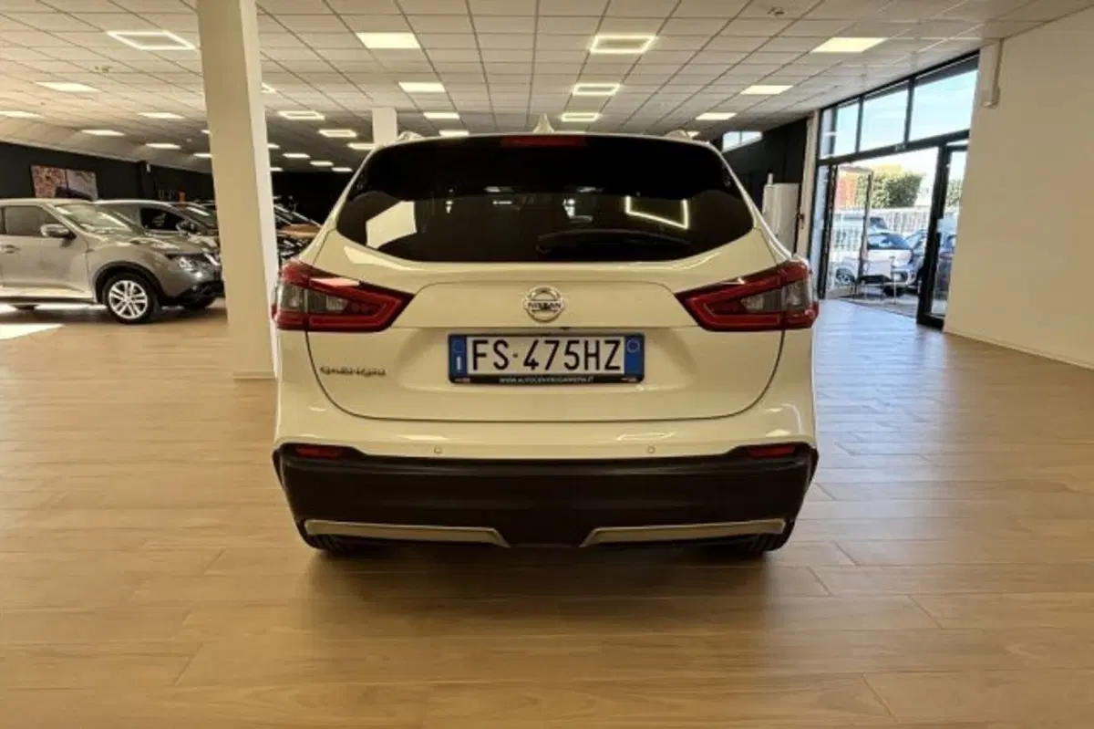 Nissan Qashqai usata a Latina (6)