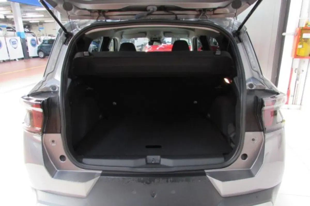 Citroen C3 Aircross nuova a Milano (15)