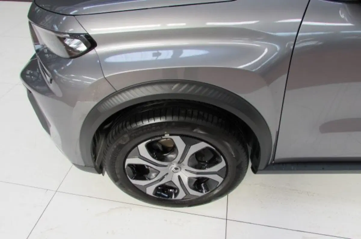 Citroen C3 Aircross nuova a Milano (6)