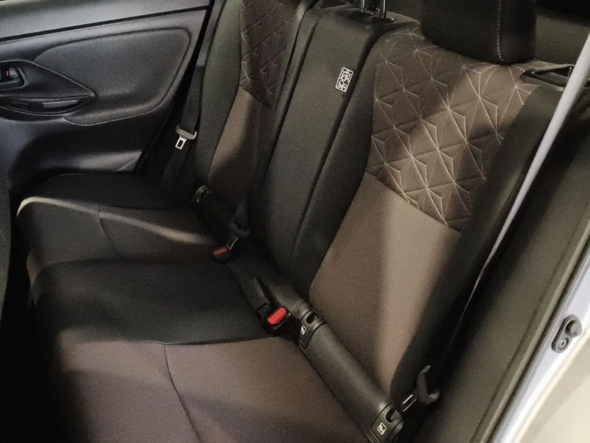 Toyota Yaris Cross usata a Genova (10)