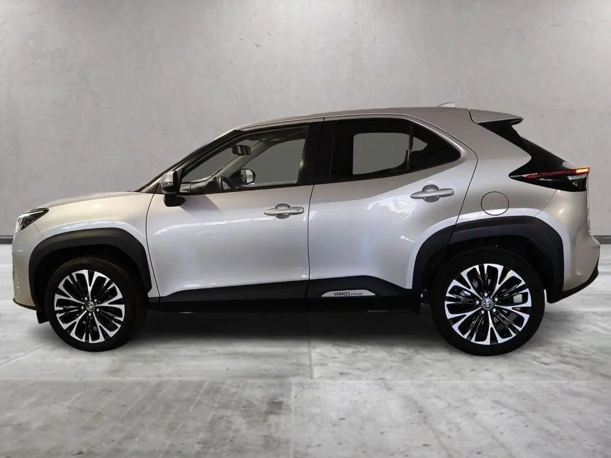Toyota Yaris Cross usata a Genova (2)