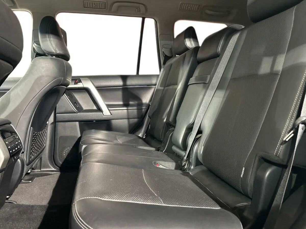 Toyota Land Cruiser usata a Lecco (11)