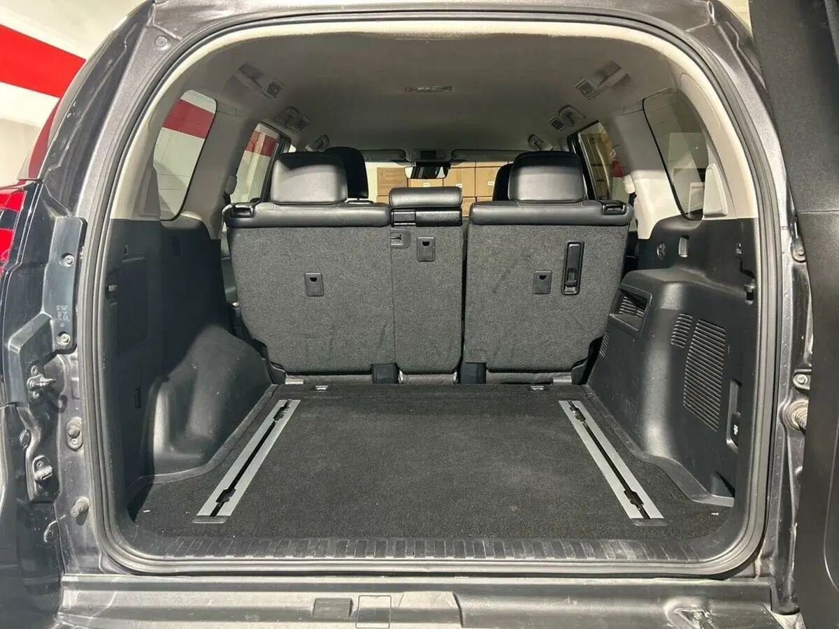 Toyota Land Cruiser usata a Lecco (12)