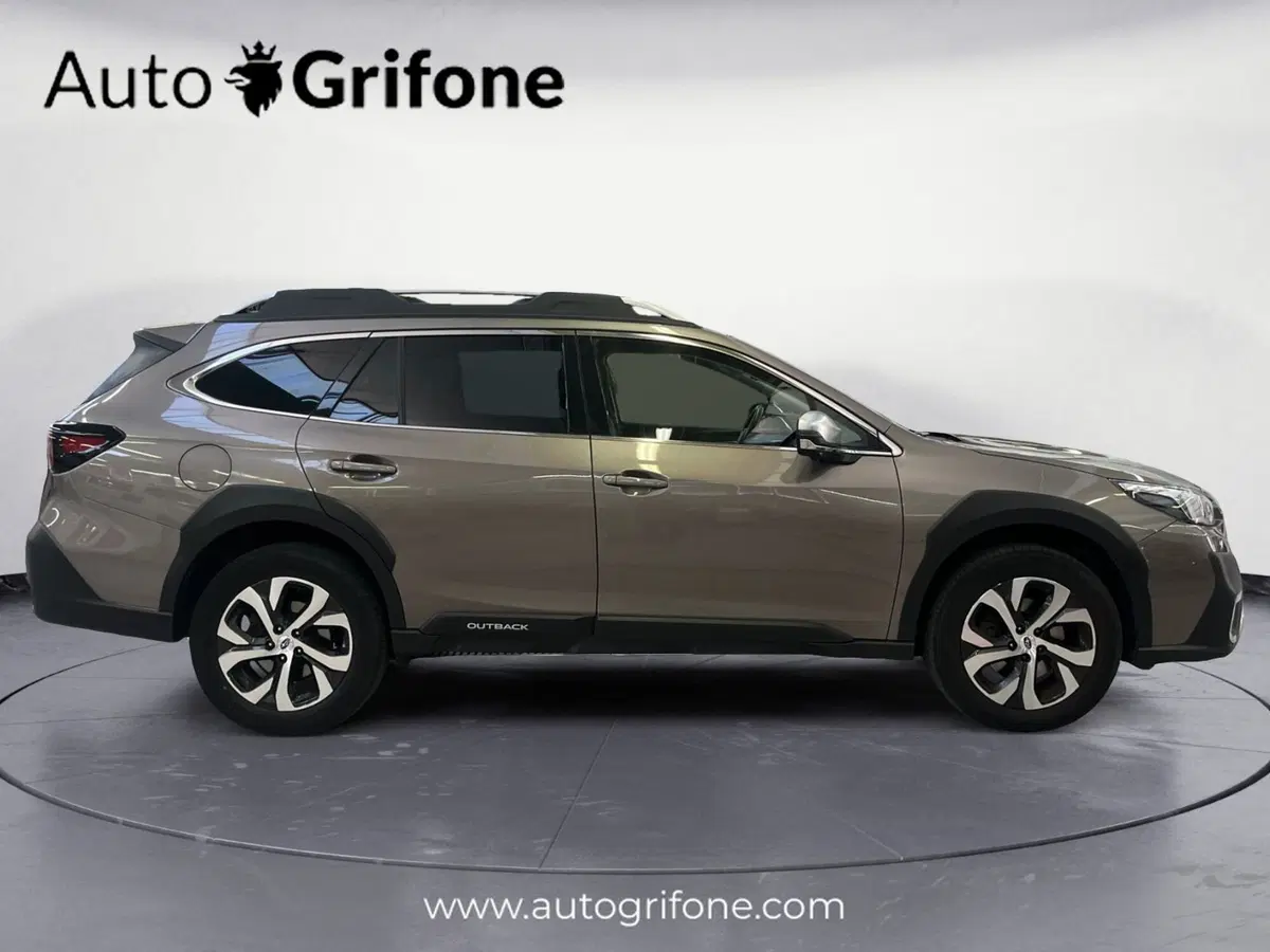 Subaru Outback usata a Modena (6)