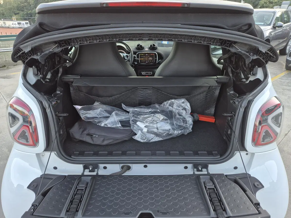 smart Fortwo Cabrio usata a Genova (10)