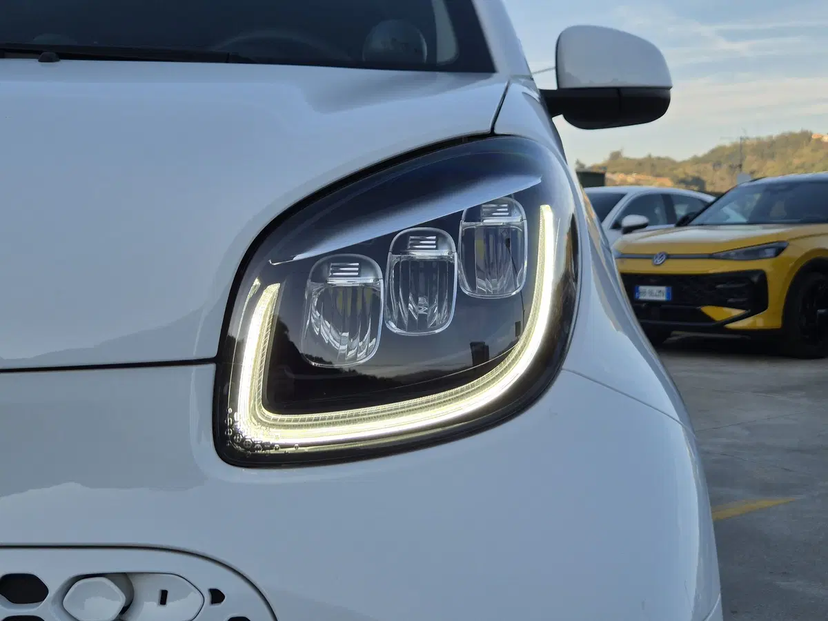 smart Fortwo Cabrio usata a Genova (15)