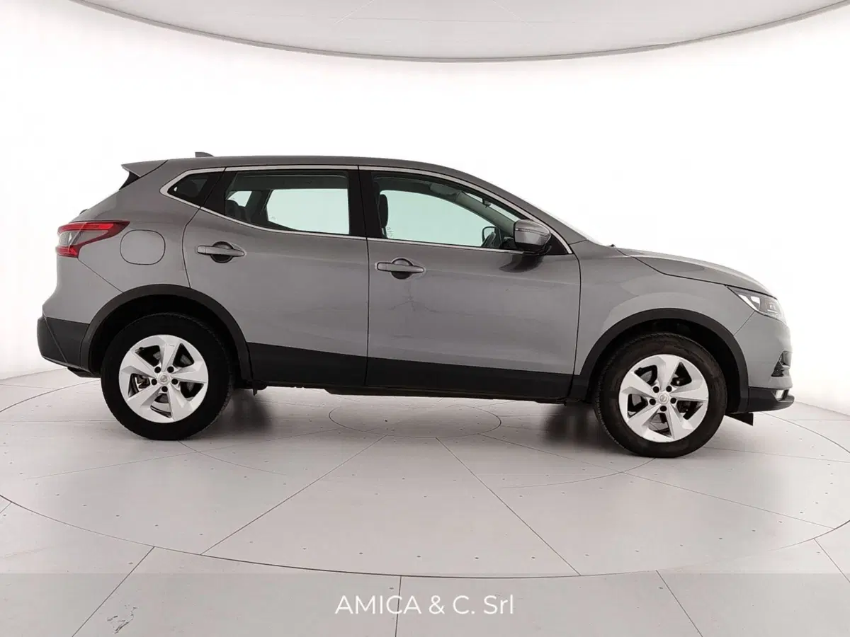 Nissan Qashqai usata a Caserta (7)